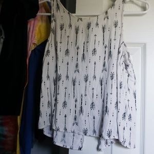 Bow & Arrow Sleeveless Shirt